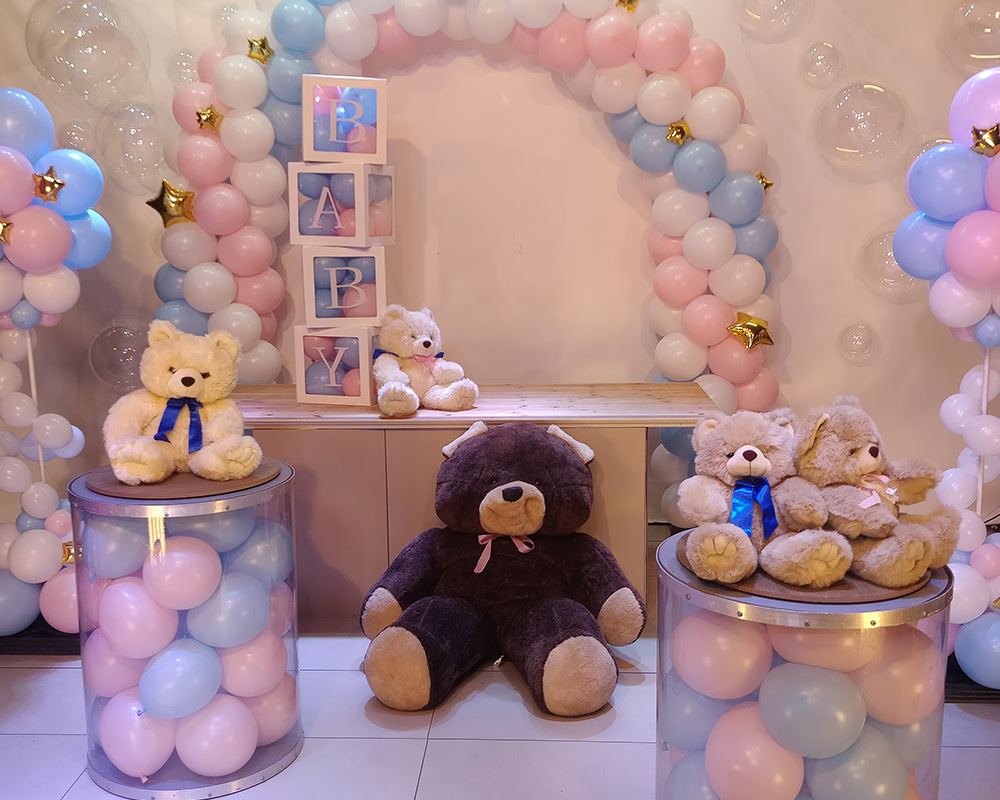 Gender reveal decoratie die past bij jullie idee en locatie