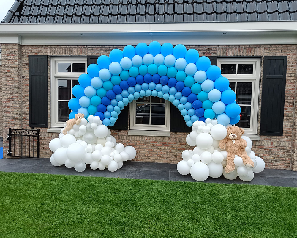 Onthulling, fotoplek en decoratie die samen kloppen