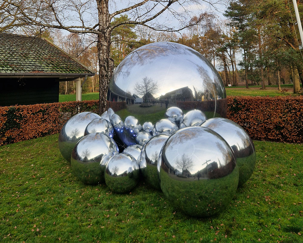 Spiegelbal 02